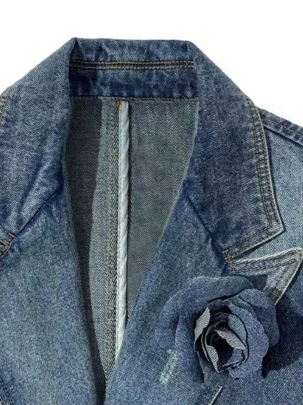 Denim roses blazer