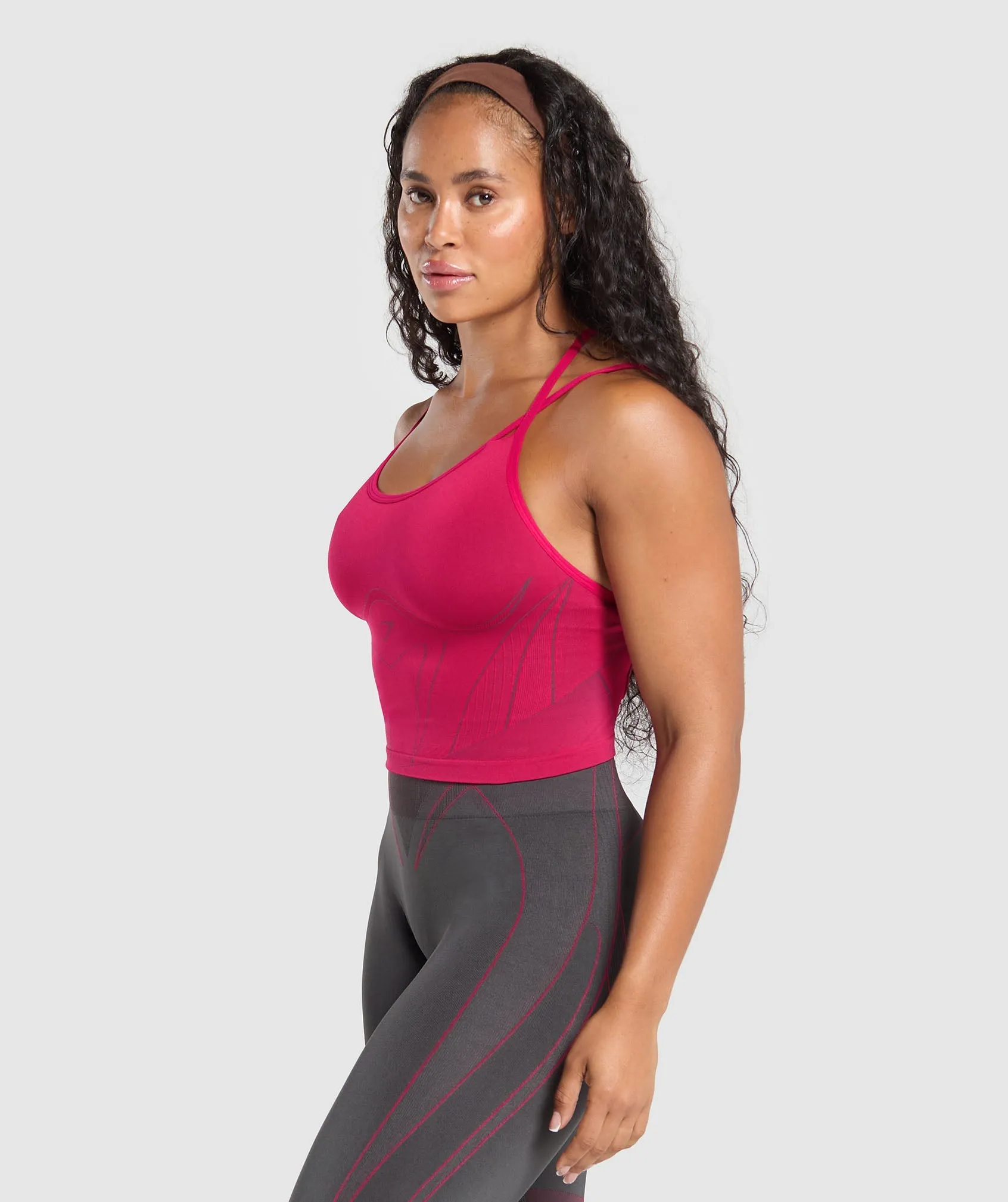 Gymshark Apex Contrast Tank With Shelf - Build Pink/Asphalt Grey