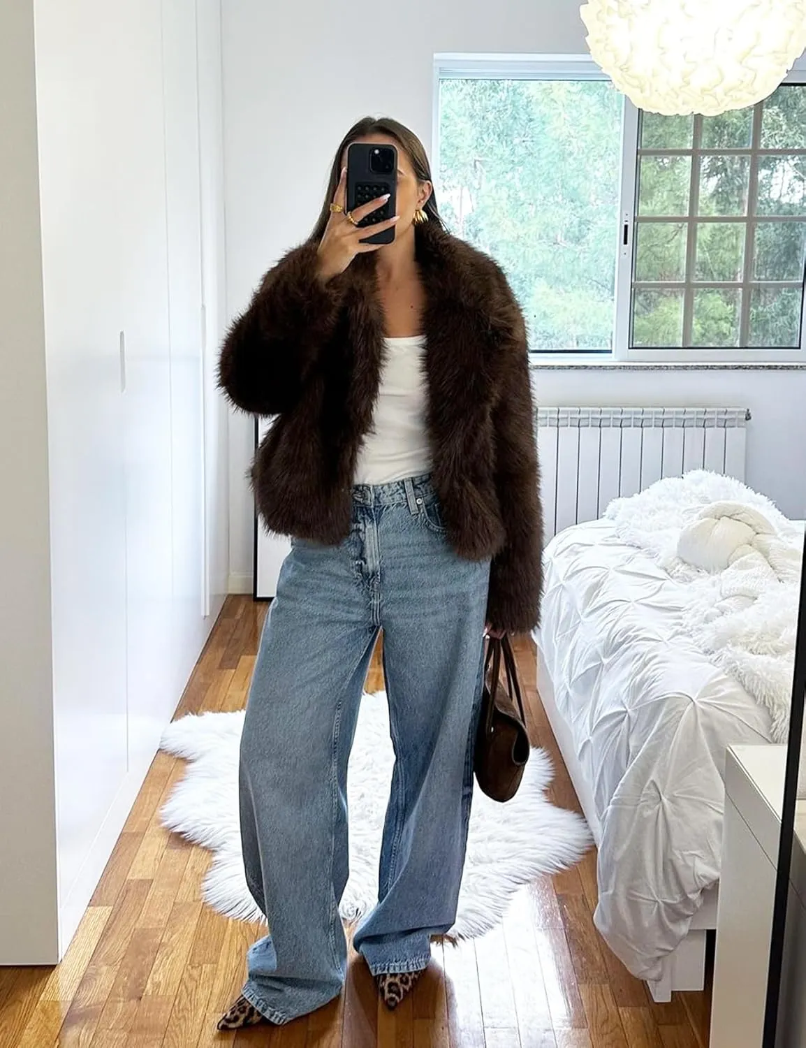 Shiyifa Faux Fur Coat for Women Fluffy Faux Fur Jacket Long Sleeve Open Front Cropped Fuzzy Outerwear