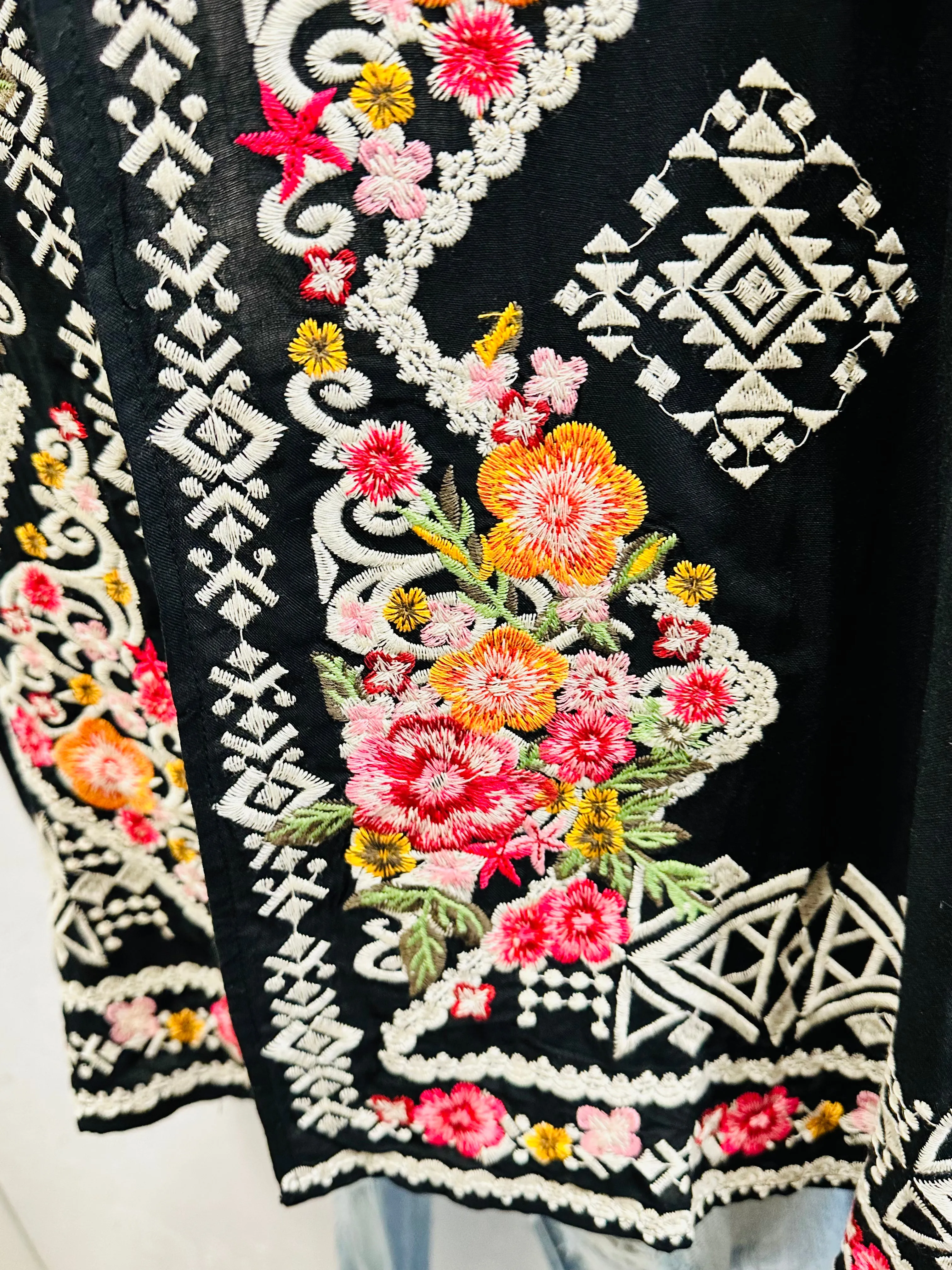 THE BEAUTIFUL CARDIGAN